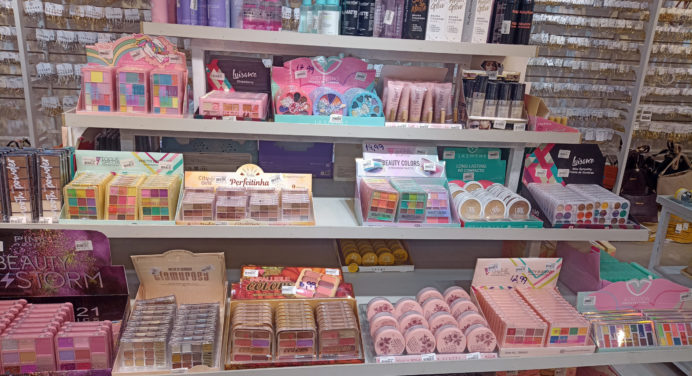 Galeria Pagé Brás - Que tal conferir as melhores novidades em cosméticos?  Nós temos aqui, na loja Unick Make Up! #Perfumaria #Cosméticos#Make  #PagéBrás #Sucesso #GaleriaPagéBrás
